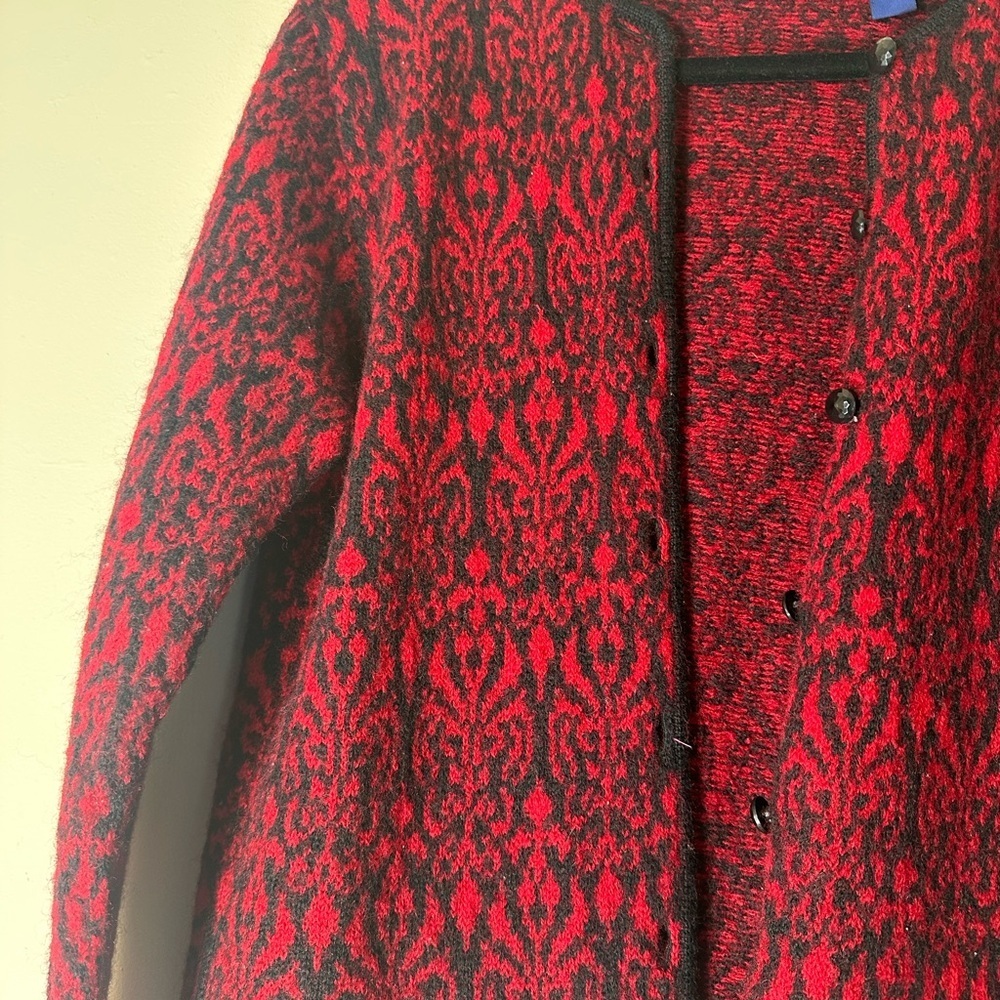 Vintage 100% wool Karen Scott cardigan button down sweater red black size M - Picture 5 of 11